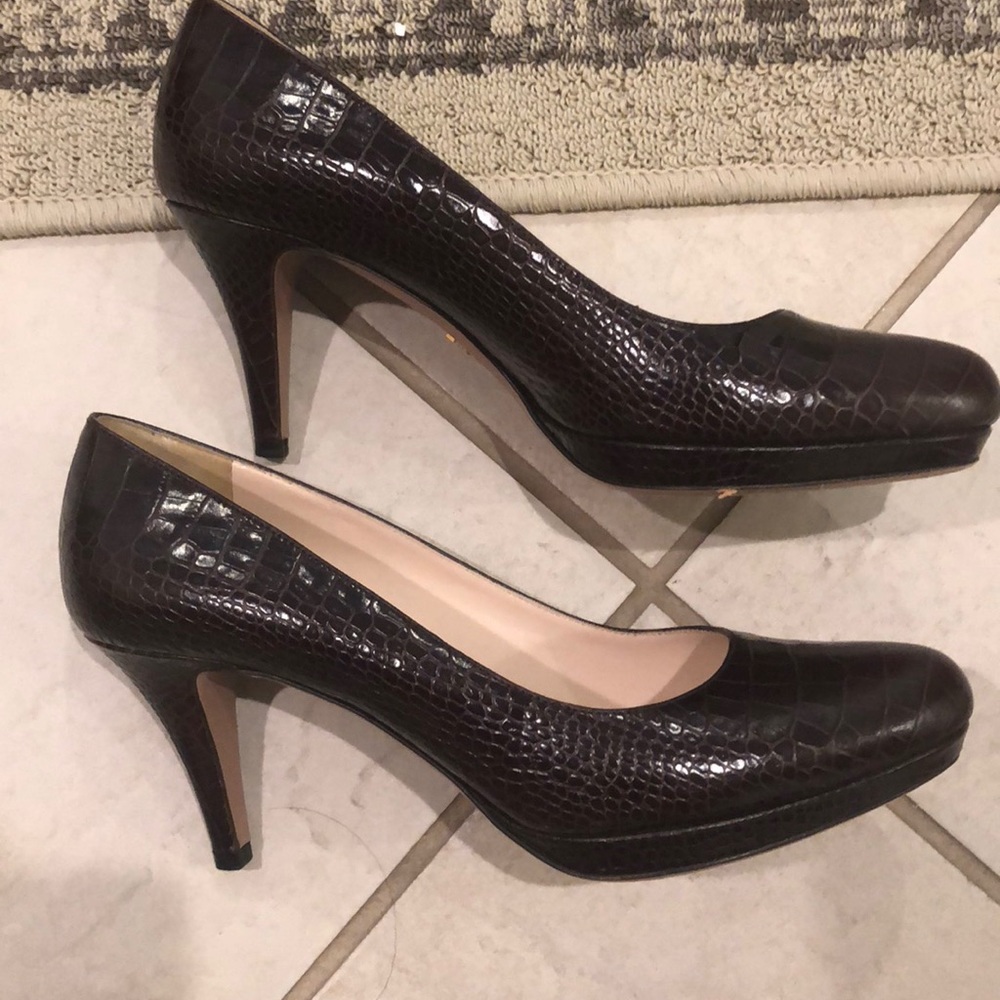 Prada heels! Almost new!